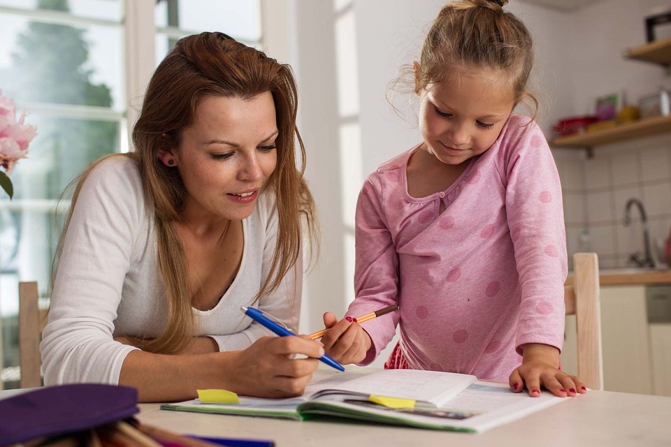 How can I support my child in learning a second language? – English ...